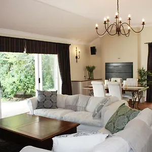 3* Frühstückspension Camelot In Constantia